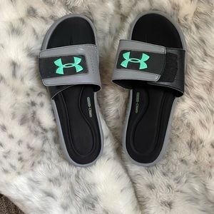 Under armour slides